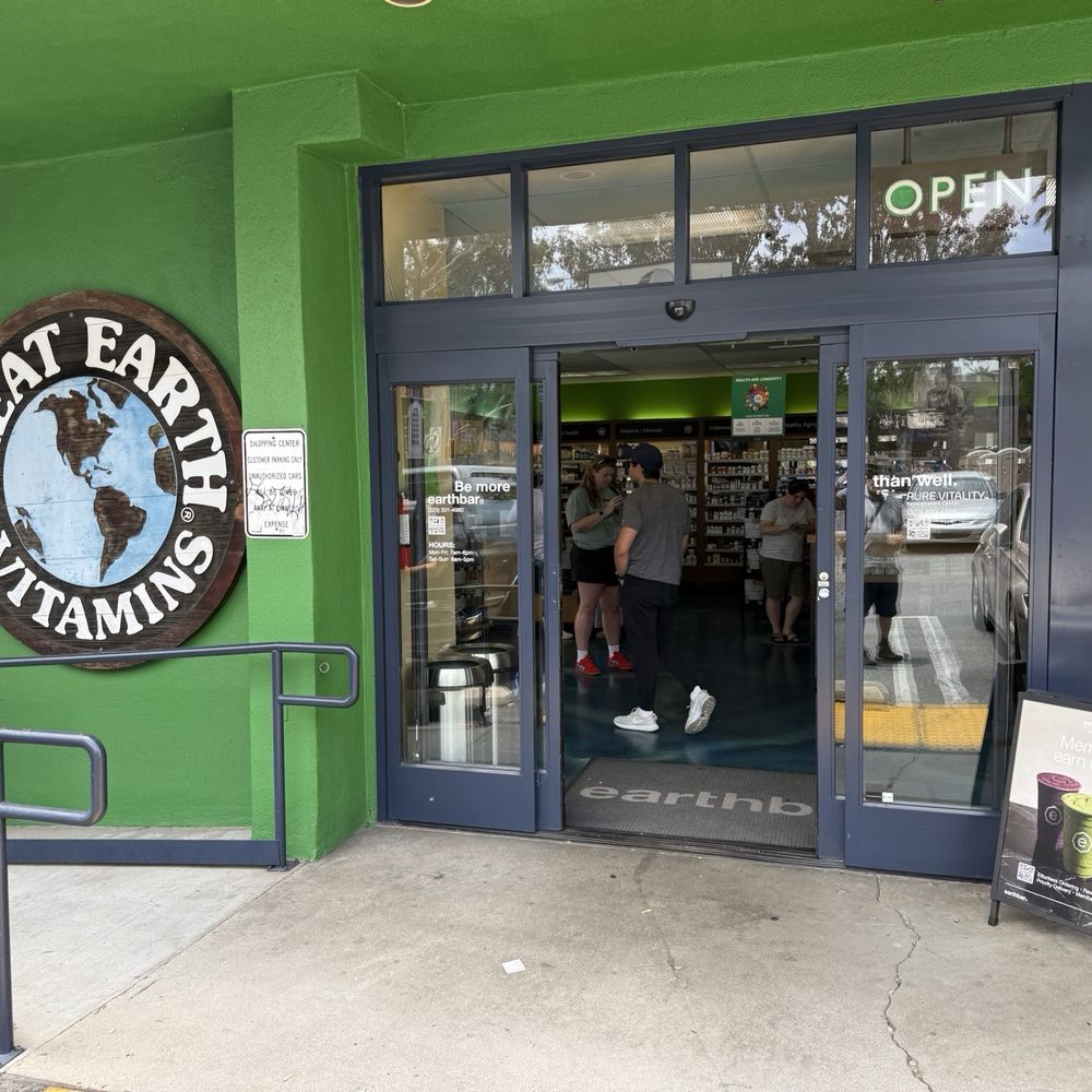 Earthbar - Photo 8: Front of the shop - Juice Bars & Smoothies Near Me - West Hollywood, California