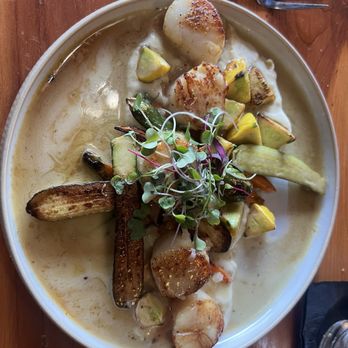 Hook & Anchor - Hook Plate - Seafood Near Me - Costa Mesa, California