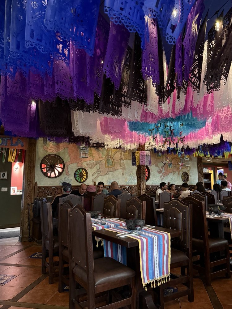 Charrito's Restaurant