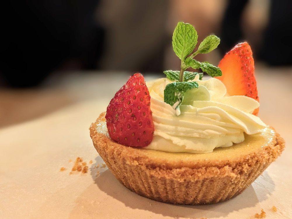 FIELD & TIDES 832 Photos & 628 Reviews 705 E 11th St, Houston