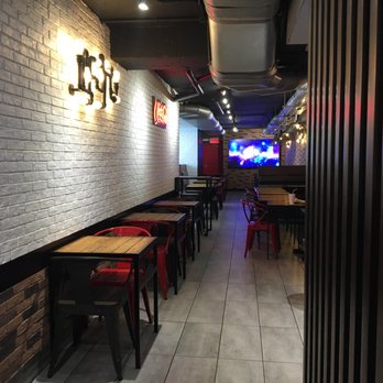French Takos - Dining room - Sandwiches Near Me - Montreal, Quebec