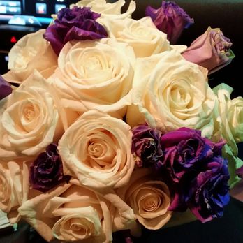 Finally Flowers - Florists Near Me - Lowell, Massachusetts