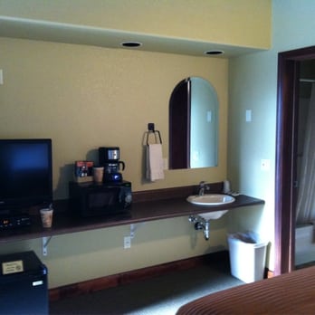 Kenai Airport Lodge - Hotels Near Me - Kenai, Alaska Kenai Airport Lodge - Hotels Near Me - Kenai, Alaska