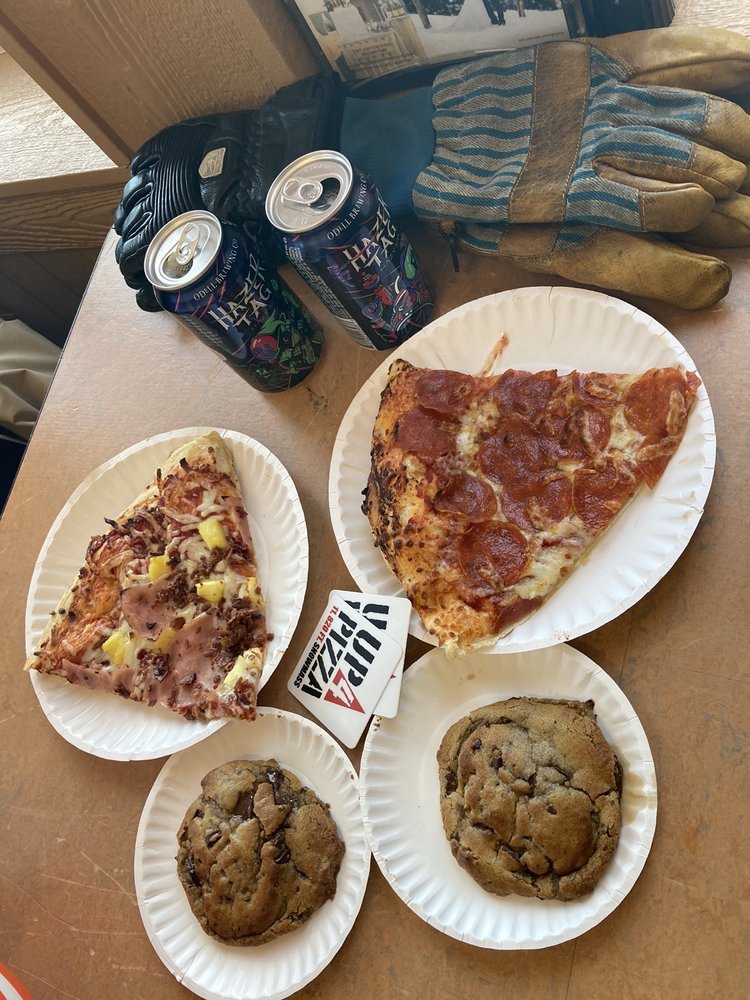 Up 4 Pizza Logo