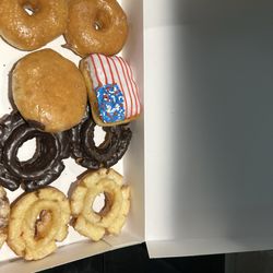 Wow Donut - They were delicious!!