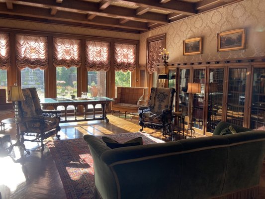 Inn at Irwin Gardens by null