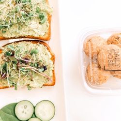 Daily Dose - Avo toast and protein bites