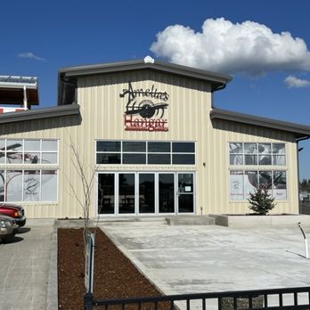 Amelia’s Hangar - South side, main entry to the left. - American Near Me - Bremerton, Washington