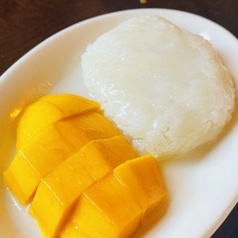 Ros Siam - Mango with sweet sticky rice - Thai Near Me - Denver, Colorado