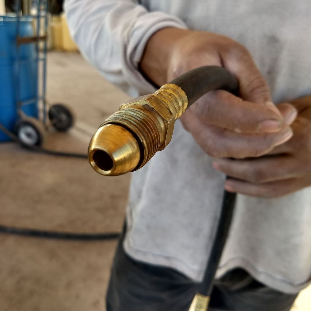 Arizona Propane - Hugo showing me what I need that doesn't leak. - Propane Near Me - Mesa, Arizona Arizona Propane - Hugo showing me what I need that doesn't leak. - Propane Near Me - Mesa, Arizona