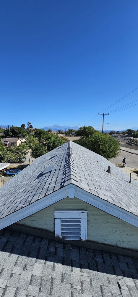Slide of Hillman & Son's Roofing