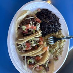 Maskadores Taco Shop - 5. Four Street Tacos with rice Rice and beans
