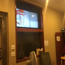 American Dynamic Imaging - This TV is in front of the MRI and was able to watch throughout the scan