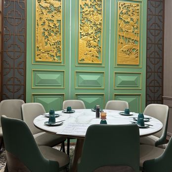 King’s Kitchen - Cantonese Near Me - Flushing, New York
