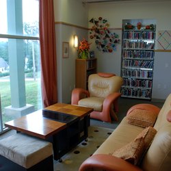 Huntingdon Valley Library - Anna's Corner