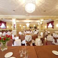 The Best Kept Secret - the main dining room during a rehersal dinner