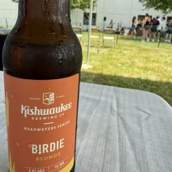 Birdie, Blonde. Refreshing and easy on a hot summer day. 5/5. I think this could be my favorite blonde ever.