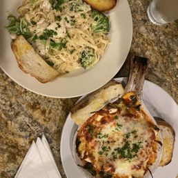 Fettuccine Alfredo