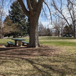 Mamie D Eisenhower Park - Picnic table