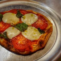 The Lakes Lounge Lake Arrowhead - Margarita Pizza