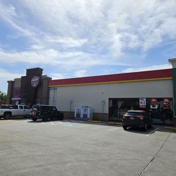 Cefco - Gas Stations Near Me - Mount Vernon, Texas