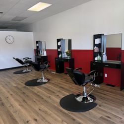 Bella Threading Zone - Facilities area