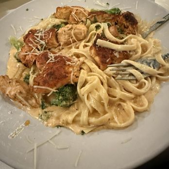 Pasta Bella - Cajun Chicken Alfredo - Italian Near Me - Marietta, Georgia