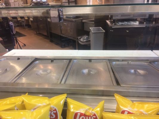 Photo of Safeway - Portland, OR, United States. Closed sandwich bar after 6am. Glad, no one wants my money.
