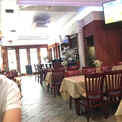 El Viejo Yayo Restaurant - Inside