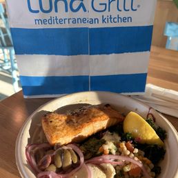 Santorini bowl w/ salmon