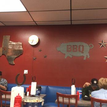 Big John's Texas BBQ - Interior - Barbeque Near Me - Page, Arizona