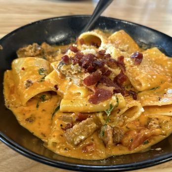 Gia Mia - Paccheri Vodka - Italian Near Me - Naperville, Illinois