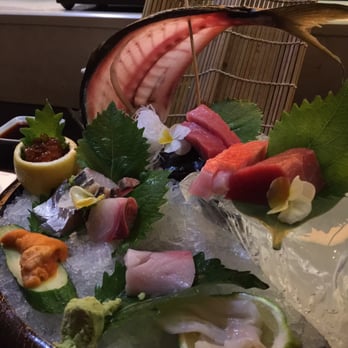 Makoto - Sashimi platter #uni - Japanese Near Me - Miami Beach, Florida Makoto - Sashimi platter #uni - Japanese Near Me - Miami Beach, Florida