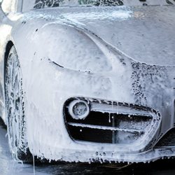 Wise Guyz Detailing - Foam cannon doing its best
