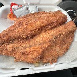 Al's Famous Delicatessen - Croaker Platter