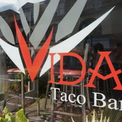 Annapolis Food Tours - Food Stop #4: Vida Taco Bar My least favorite stop. The tortillas weren't fresh, and the meat wasn't tender.