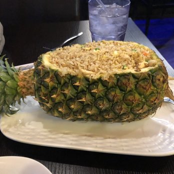 Volcano - Pineapple fried rice - Sushi Bars Near Me - Midland, Texas