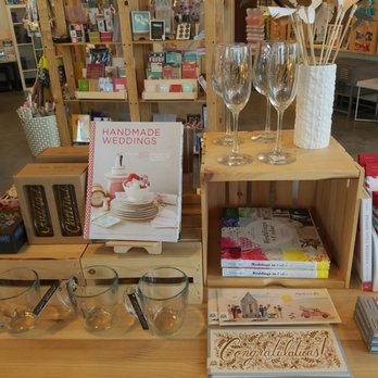 Paperie and Pen - Wedding supply - Cards & Stationery Near Me Paperie and Pen - Wedding supply - Cards & Stationery Near Me