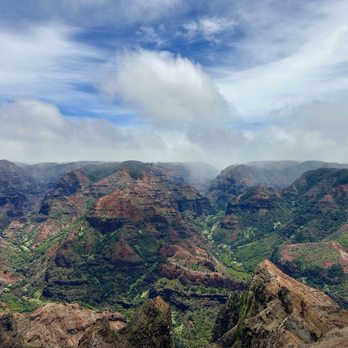 Waimea Canyon Lookout - View - Hiking Near Me