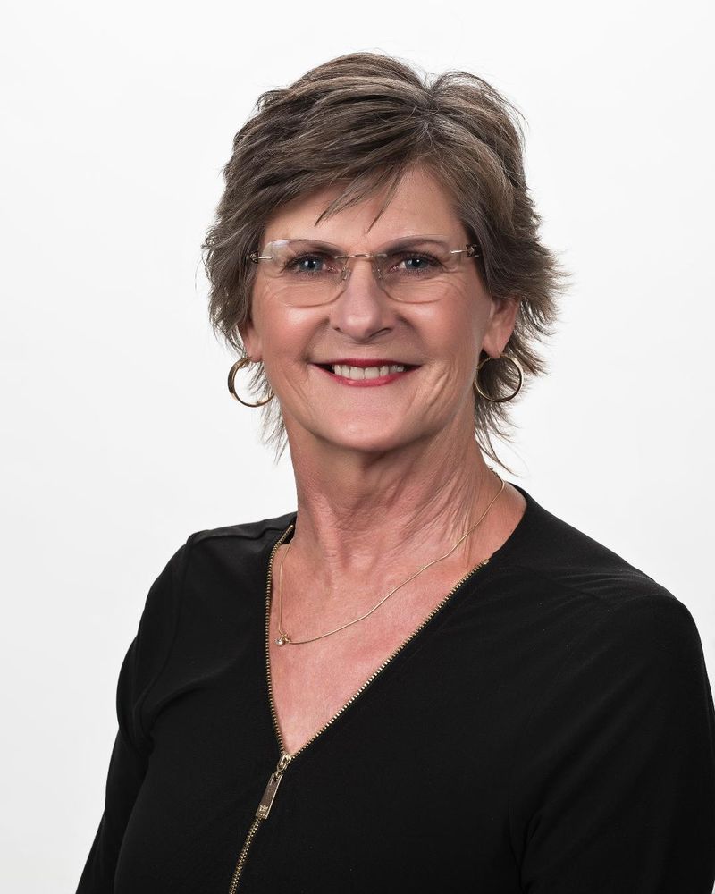 BOBBYE NOTHNAGEL ERA SARVER REAL ESTATE 616 N Pine St, DeRidder