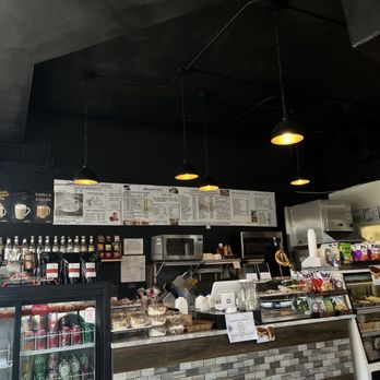 DIVICIOUS DELI & COFFEE SHOP - Updated January 2026 - 190 Photos & 171
