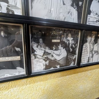 Marion's Piazza - More celebrity photos many autographed - Pizza Near Me - Dayton, Ohio Marion's Piazza - More celebrity photos many autographed - Pizza Near Me - Dayton, Ohio