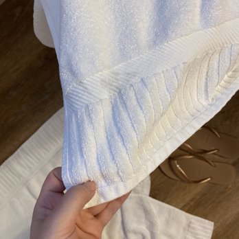 Sun Outdoors Paso Robles - Stained linens - RV Parks Near Me - Paso Robles, California