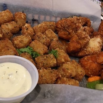 Friendly Confines - Winger basket with tots - Sports Bars Near Me - Winter Park, Florida Friendly Confines - Winger basket with tots - Sports Bars Near Me - Winter Park, Florida
