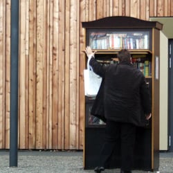Offener Bücherschrank - Offener Bücherschrank, Marktplatz 2, Laatzen
