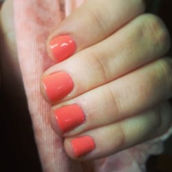 Sun Nail & Spa - Essie-tart deco