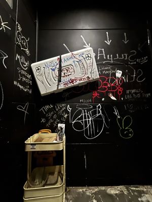 Mercury Lounge by null