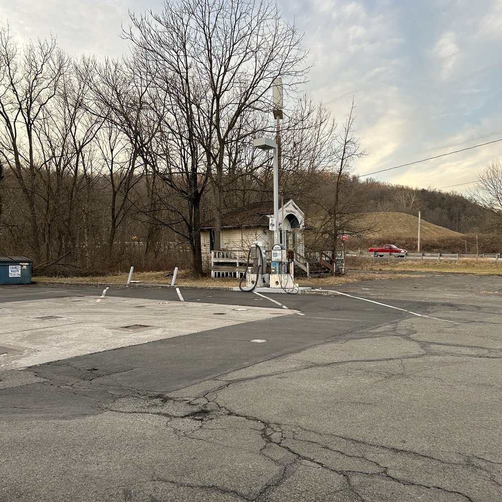 Sunoco - an empty parking lot in a rural area - Gas Stations Near Me - Delaware Water Gap, Pennsylvania Sunoco - an empty parking lot in a rural area - Gas Stations Near Me - Delaware Water Gap, Pennsylvania