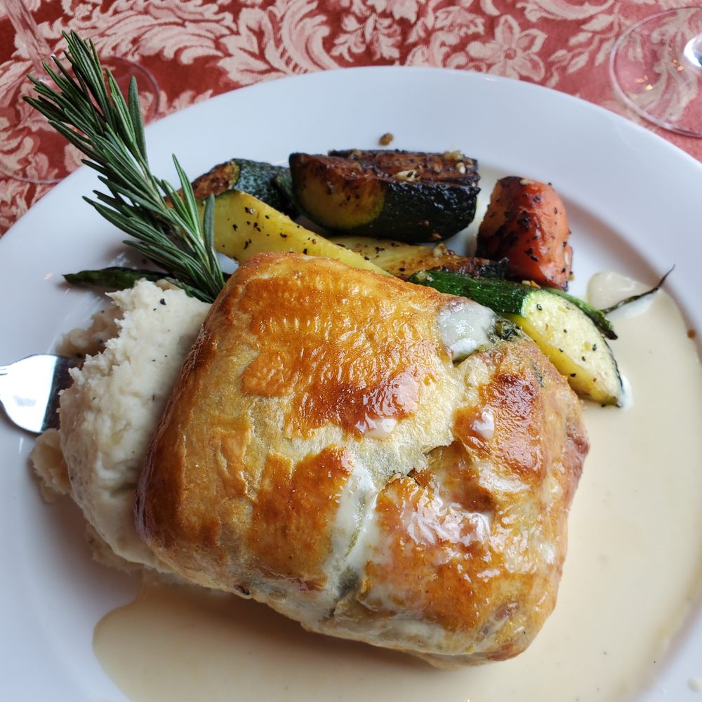 Salmon wellington was absolutely delicious! Salmon wellington was absolutely delicious!