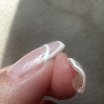 Le Posh Nail Spa - The glue left under my nails - Nail Salons Near Me - Sunset Valley, Texas